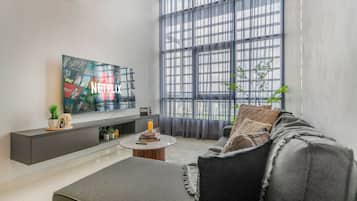 Superior Apartment, 3 Bedrooms, City View | View from room