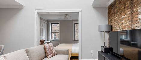 2 bedrooms, iron/ironing board, WiFi, bed sheets