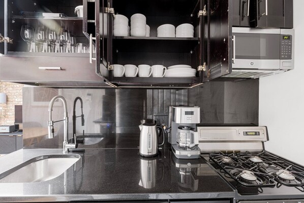 Fridge, microwave, oven, stovetop