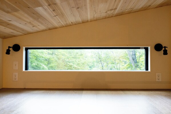 Basic Room, Mountain View | Free WiFi