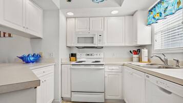 Condo, Multiple Beds, Hot Tub (Shorehaven 16B) | Private kitchen | Coffee/tea maker