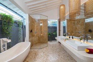 Bathroom - Villa Yang Tao 4 (Seminyak)