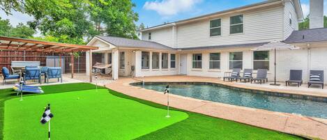 Piscine extérieure, piscine chauffée