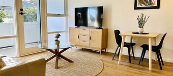 Stunning Modern Self-contained Apartment