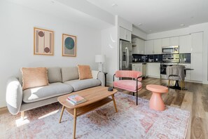 テレビ、ステレオ