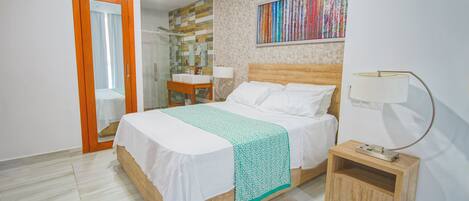 2 sovrum, skrivbord, strykjärn/strykbräda och gratis wi-fi