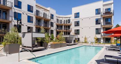 Blueground | Pleasant Hill, balcony, nr park