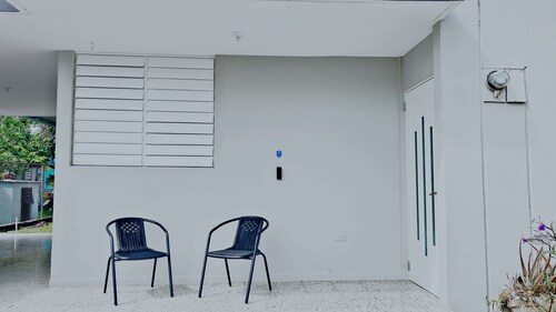 3-bedroom house in fabulous Lajas with AC