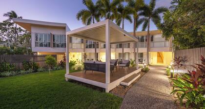 Picnic Bay Hotel