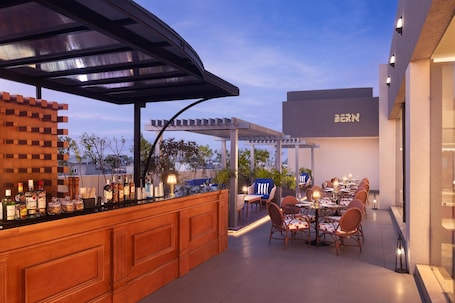 Bar (on property). Sarovar Portico Hanumangarh