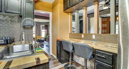 < 2 Mi to Dtwn & Mississippi River: West Side Home