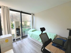 2 chambres, fer et planche à repasser, Wi-Fi, draps fournis