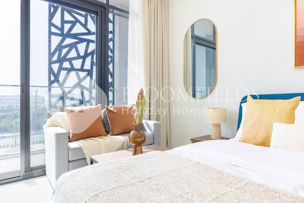 In-room safe, iron/ironing board, free WiFi