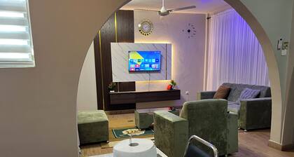 Luxury 2-Bedroom Suite in Lapaz/New Achimota.