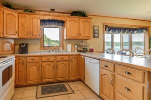 Fridge, microwave, stovetop, dishwasher - Lake Memphremagog Access: Newport Condo w/ Balcony (Newport)