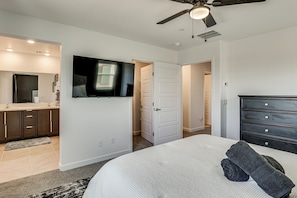 4 slaapkamers, een bureau, internet, beddengoed