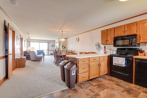 Interior - Mtn Views & Pool Access: Lake Memphremagog Condo! (Newport)