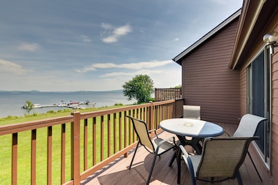 Mtn Views & Pool Access: Lake Memphremagog Condo!