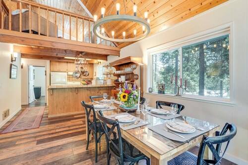 Private Lake Access: Pet-Friendly Home in Arnold!