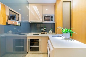 Superior Double Room | Private kitchen