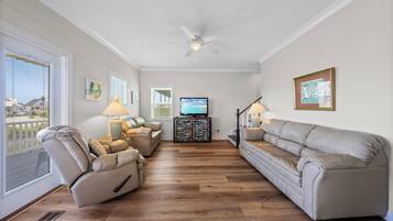 Casa Signature, 4 camere da letto, patio, vista laguna | Soggiorno | Smart TV 50 pollici con canali digitali