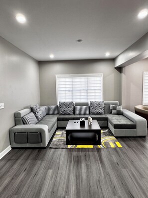 TV connectée, cheminée