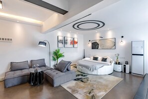 Quarto casal elite | Frigobar (abastecido com itens grátis), individualmente decorados