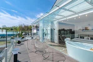 Superior Double Room | Terrace/patio - Love of Flowers Dali Villa (Dali)