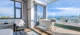 Love of Flowers Dali Villa