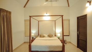 3 bedrooms, WiFi, bed sheets