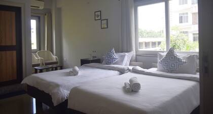 Happy Villa Guest House