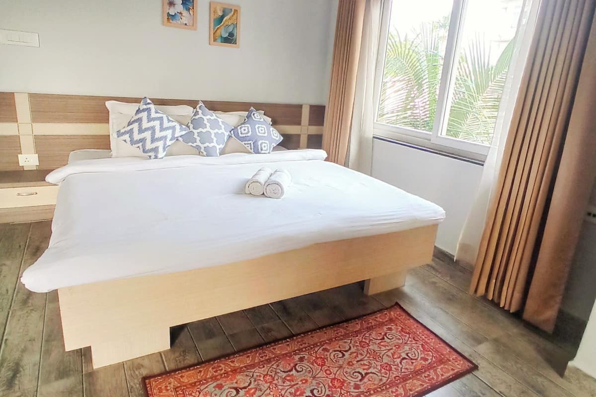 Luxury Double Room, Garden View | Free WiFi