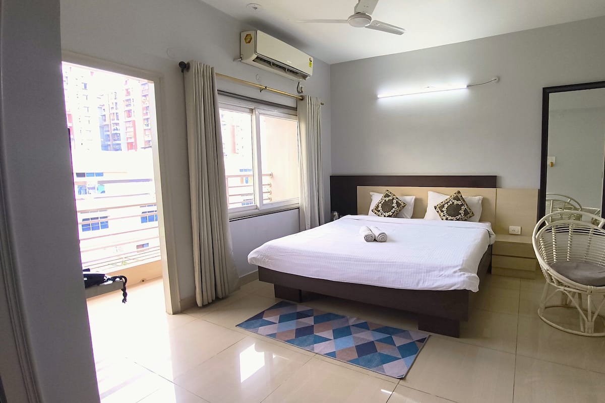 Superior Room, 1 Large Single Bed, Non Smoking, Garden View