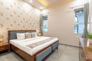 Villa, vistas al jardín | Tabla de planchar con plancha y wifi gratis