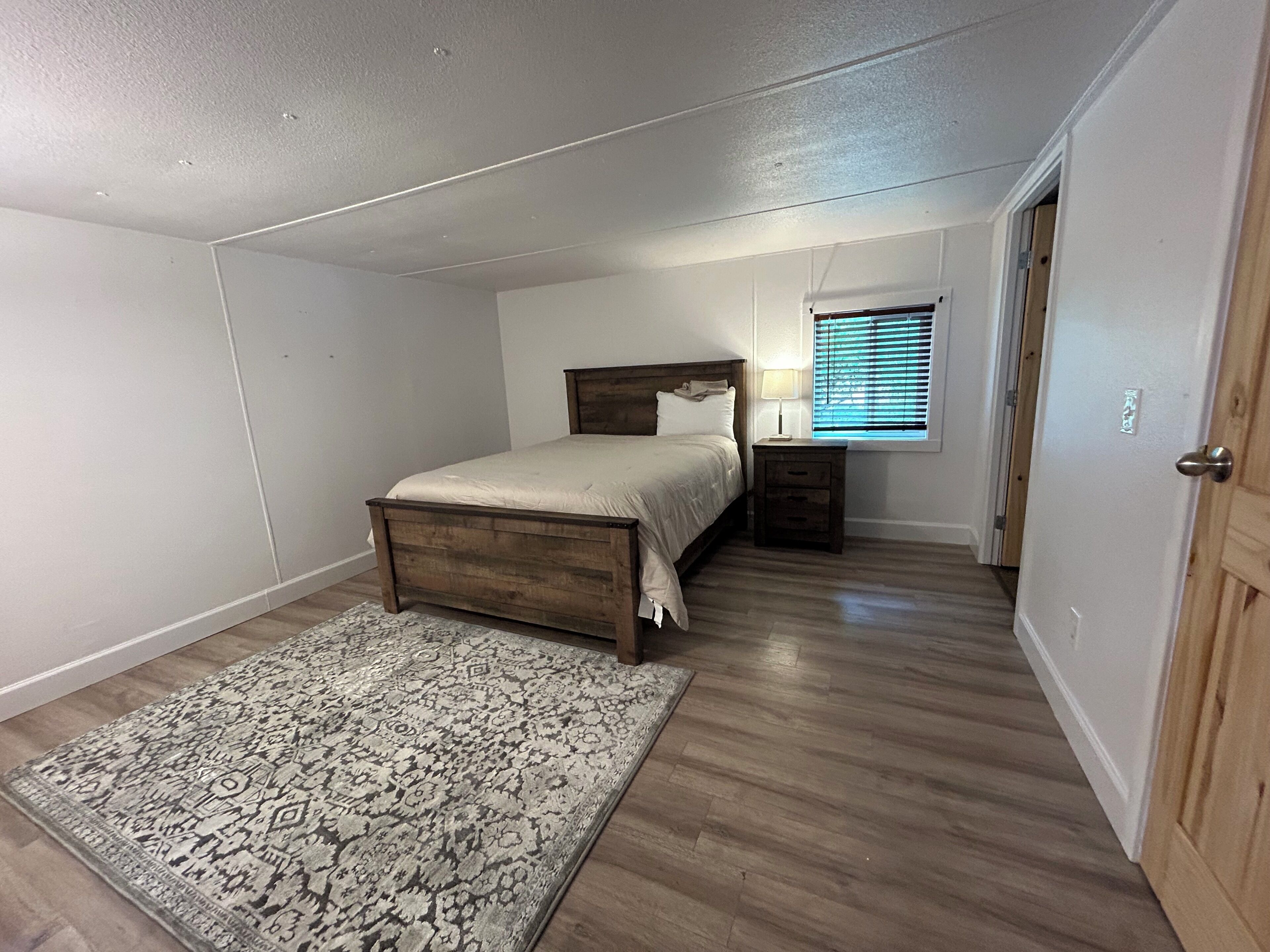 3 habitaciones, tabla de planchar con plancha y wifi gratis 