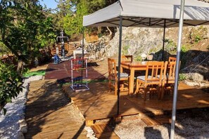 屋外ダイニングエリア