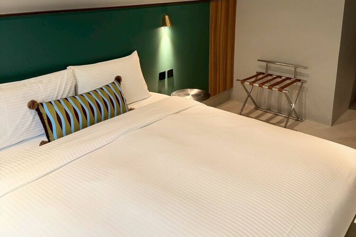 Elite Double Room, City View | In-room safe, free WiFi