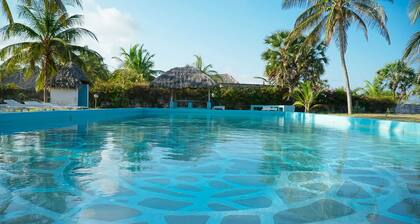 4-Bed Afro-Modern Villa Mambrui with AC, near Beach, Pool