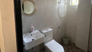 Bungalow, 3 Bedrooms | Bathroom