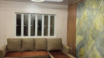 Bungalow, 3 slaapkamers | Woonkamer