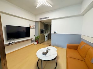 Comfort Double Room | Blackout curtains, soundproofing, iron/ironing board, free WiFi