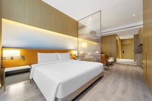 Articles gratuits dans le mini-bar, rideaux occultants