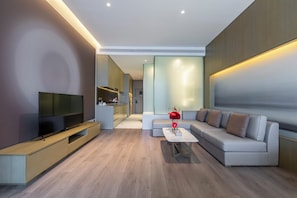 Senior Double Room | Blackout drapes, iron/ironing board, bed sheets