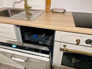 Apartamento, 1 quarto, para fumantes, sacada | Cozinha privada