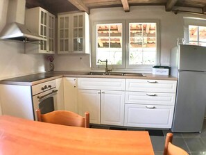 Leilighet, 1 soverom, røyk, balkong | Innvendig