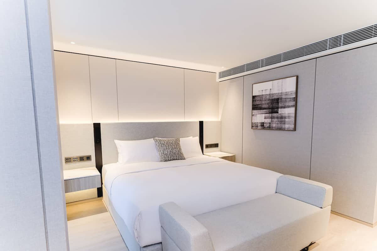Executive Room | In-room safe, iron/ironing board, free WiFi