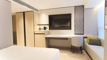 In-room safe, iron/ironing board, free WiFi, bed sheets