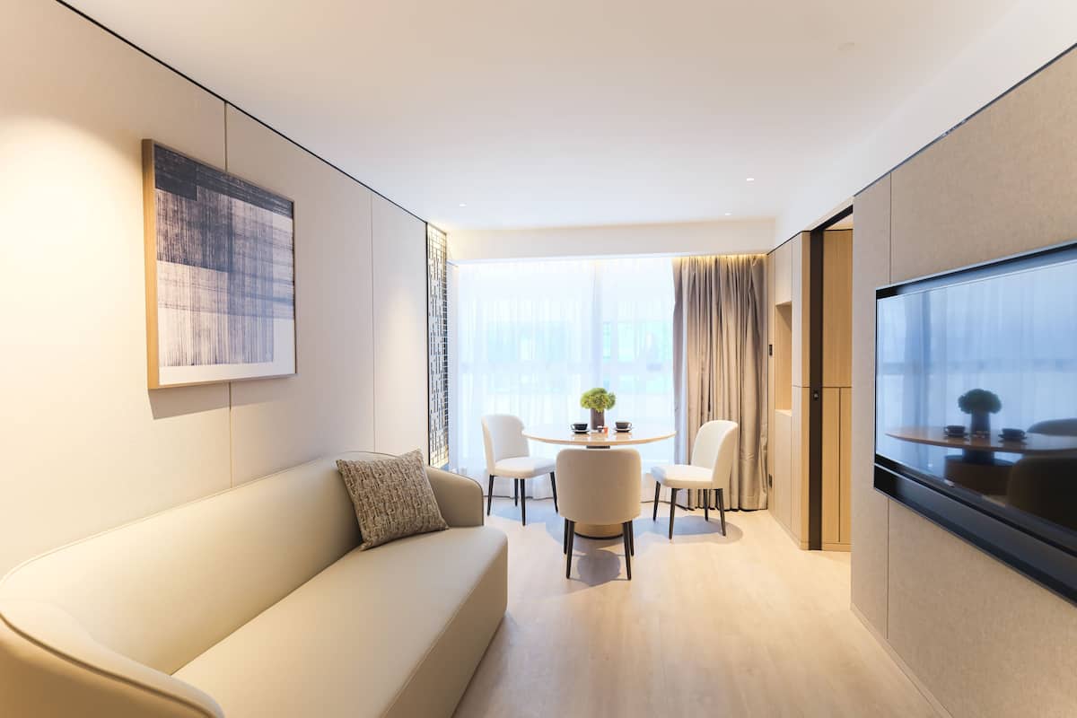 Suite | Living area