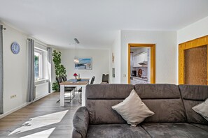 Televisie en een tafeltennistafel