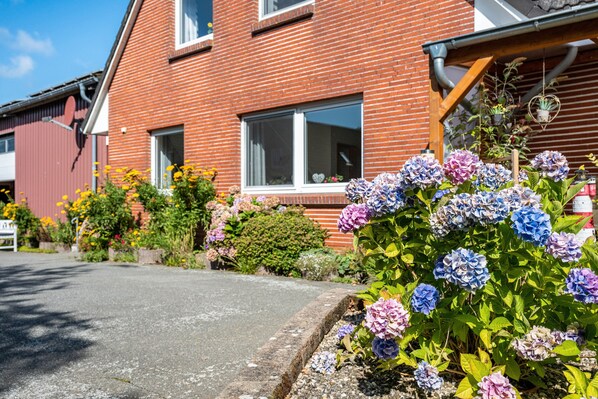 Exterior detail - Apartment '4' with Shared Terrace, Shared Garden and Wi-Fi (Nordstrand)